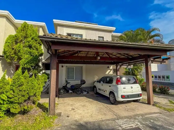Casa em Colina de Laranjeiras, Serra